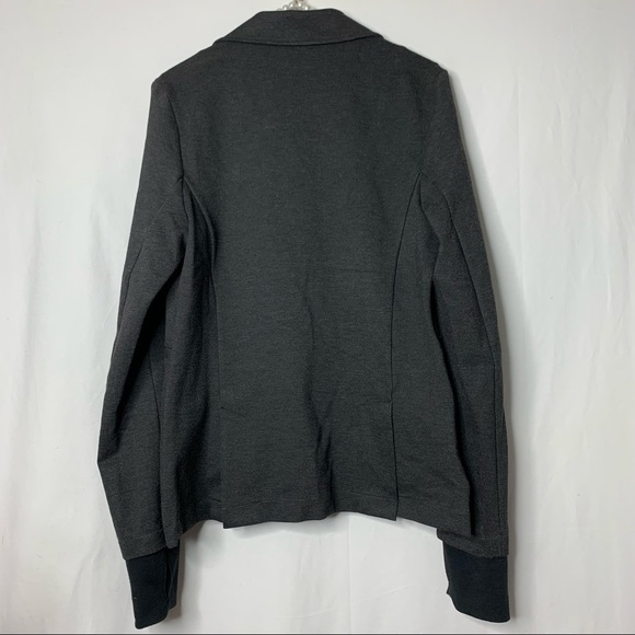 BETABRAND Active Blazer with Convertible Cuffs in Dark Gray Medium - Picture 2 of 6